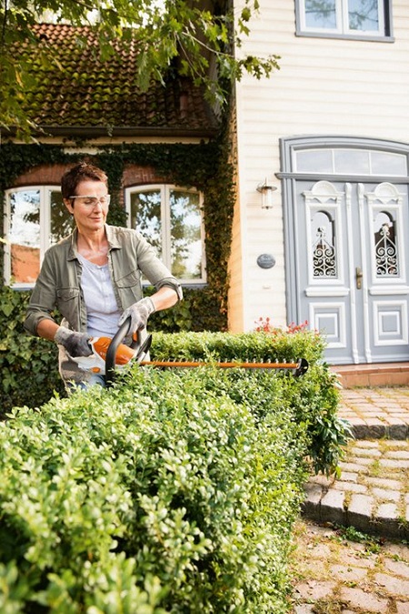 Stihl  - Cordless Hedge Trimmer - HSA 45 - image 3