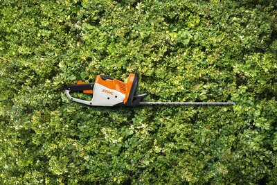 Stihl  - Cordless Hedge Trimmer - HSA 56  45cm/18" - SET - image 1